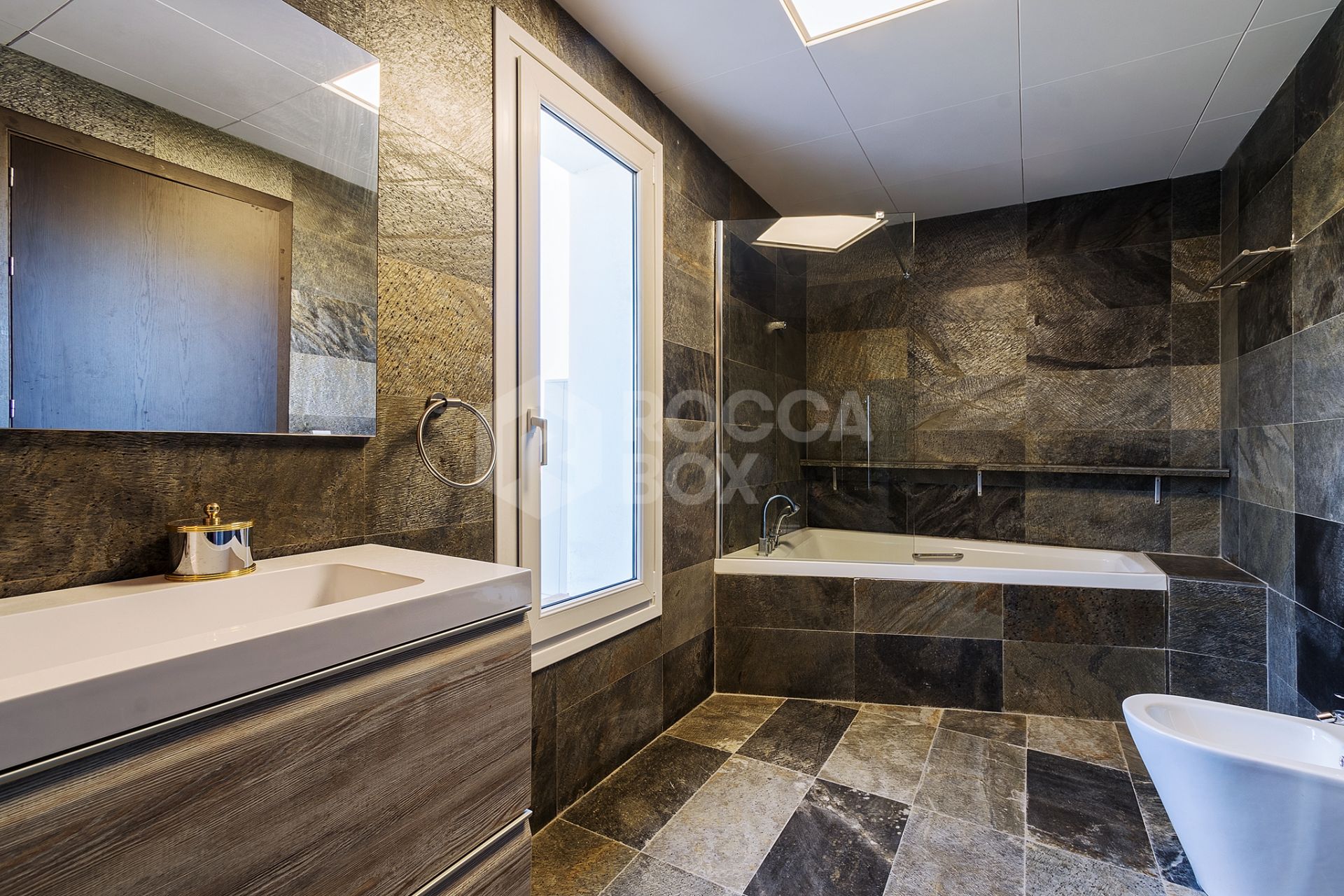 Villa for long term rent in La Paloma, Manilva