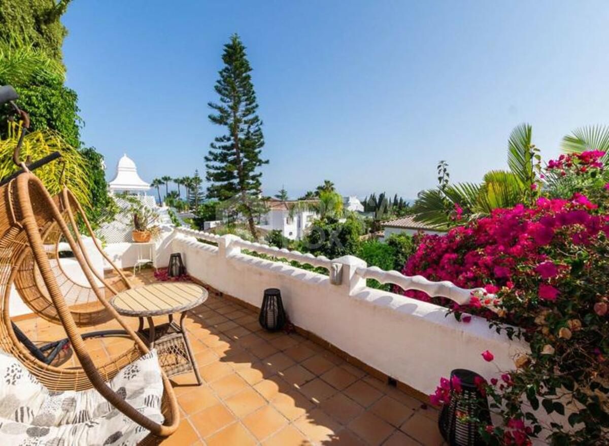 Luxury Semi Detached House in Bahia de Marbella, Marbella East