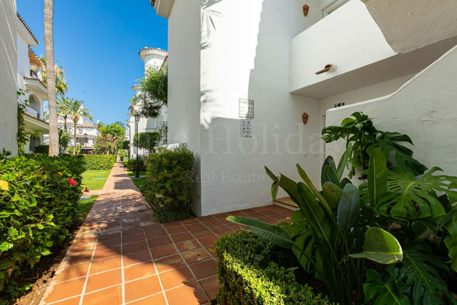 Apartment in Los Naranjos de Marbella, Marbella