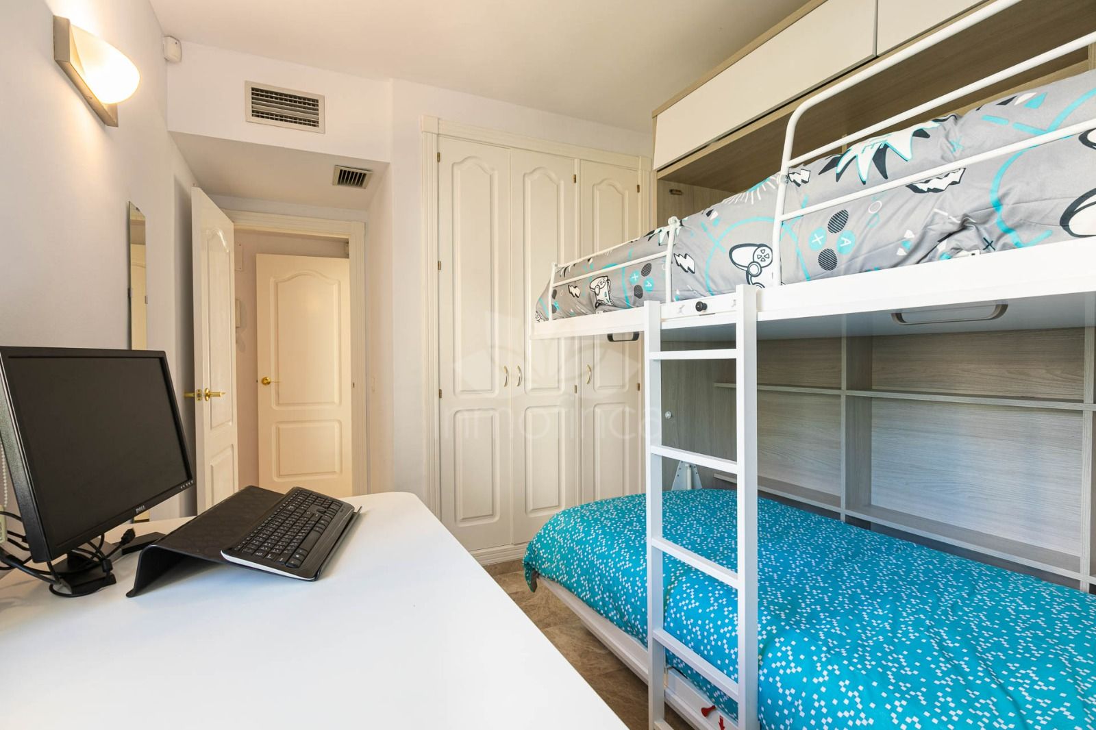 Apartamento en Los Naranjos de Marbella, Marbella