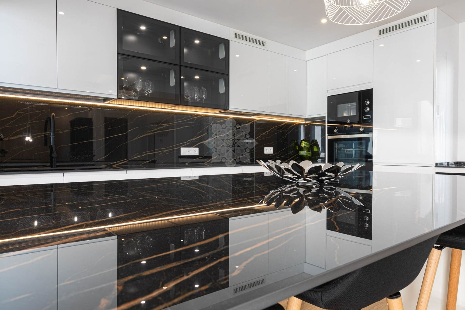 Apartment in Los Naranjos de Marbella, Marbella