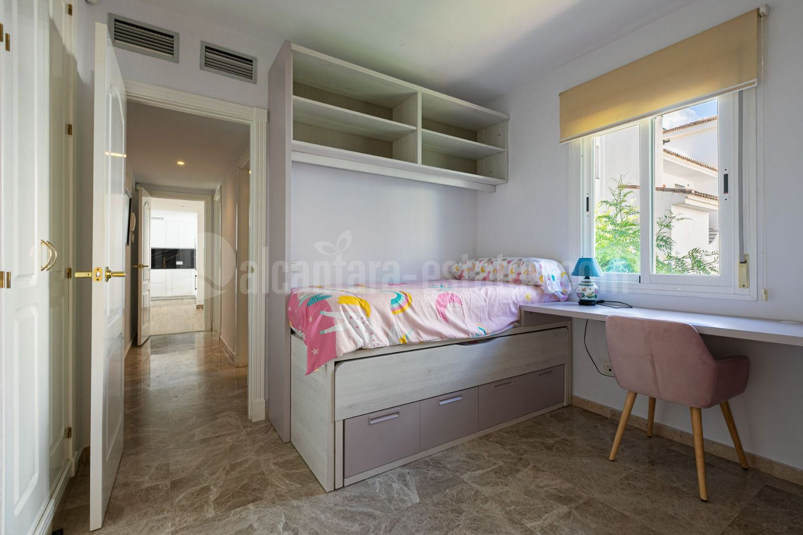 Apartment in Los Naranjos de Marbella, Marbella