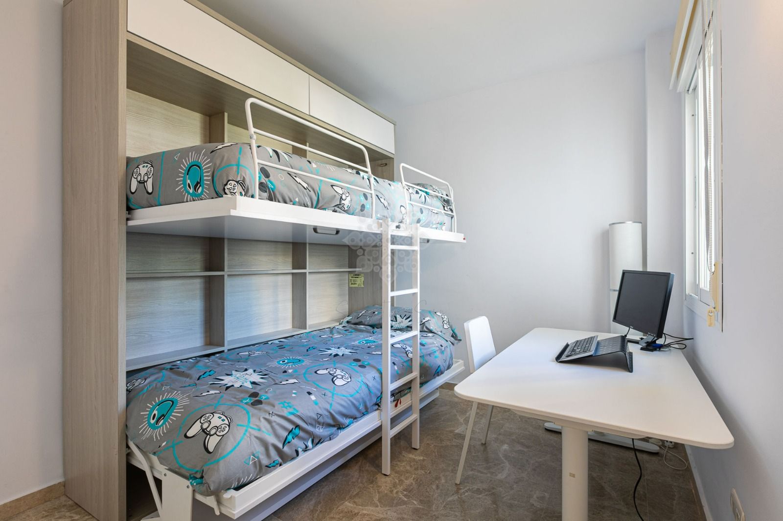 Apartment in Los Naranjos de Marbella, Marbella