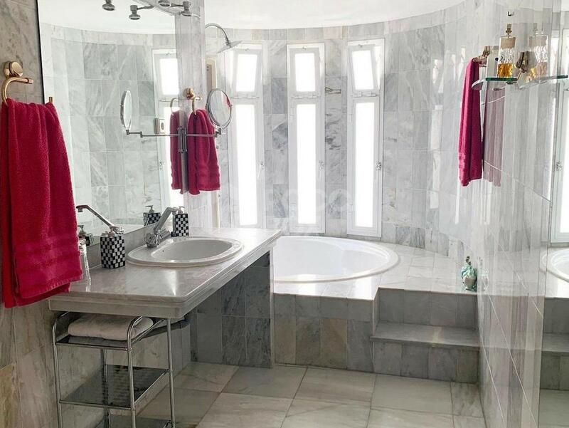 Apartment for sale in Rocamar, Marbella Golden Mile