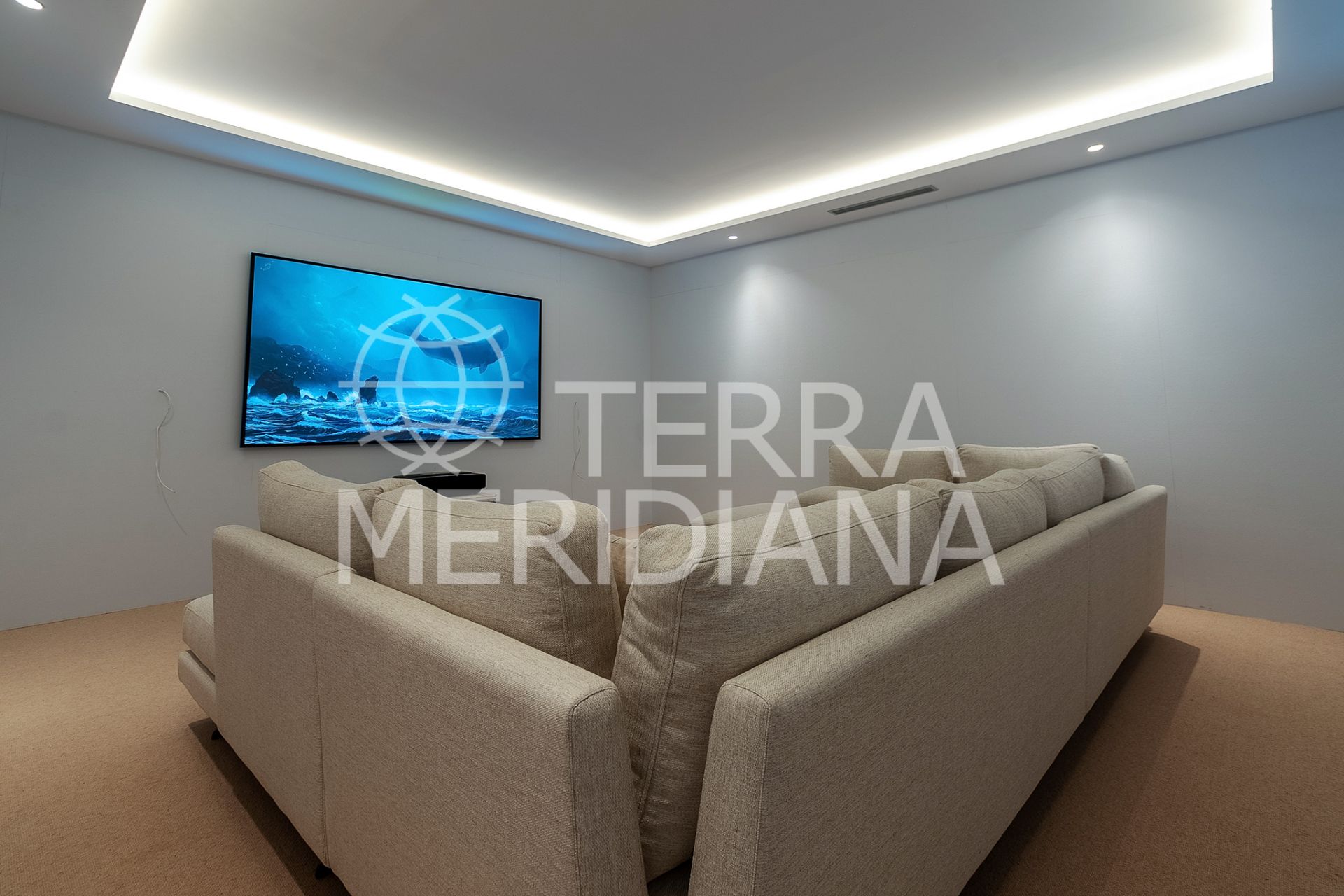 Villa in Marbella Golden Mile, Marbella