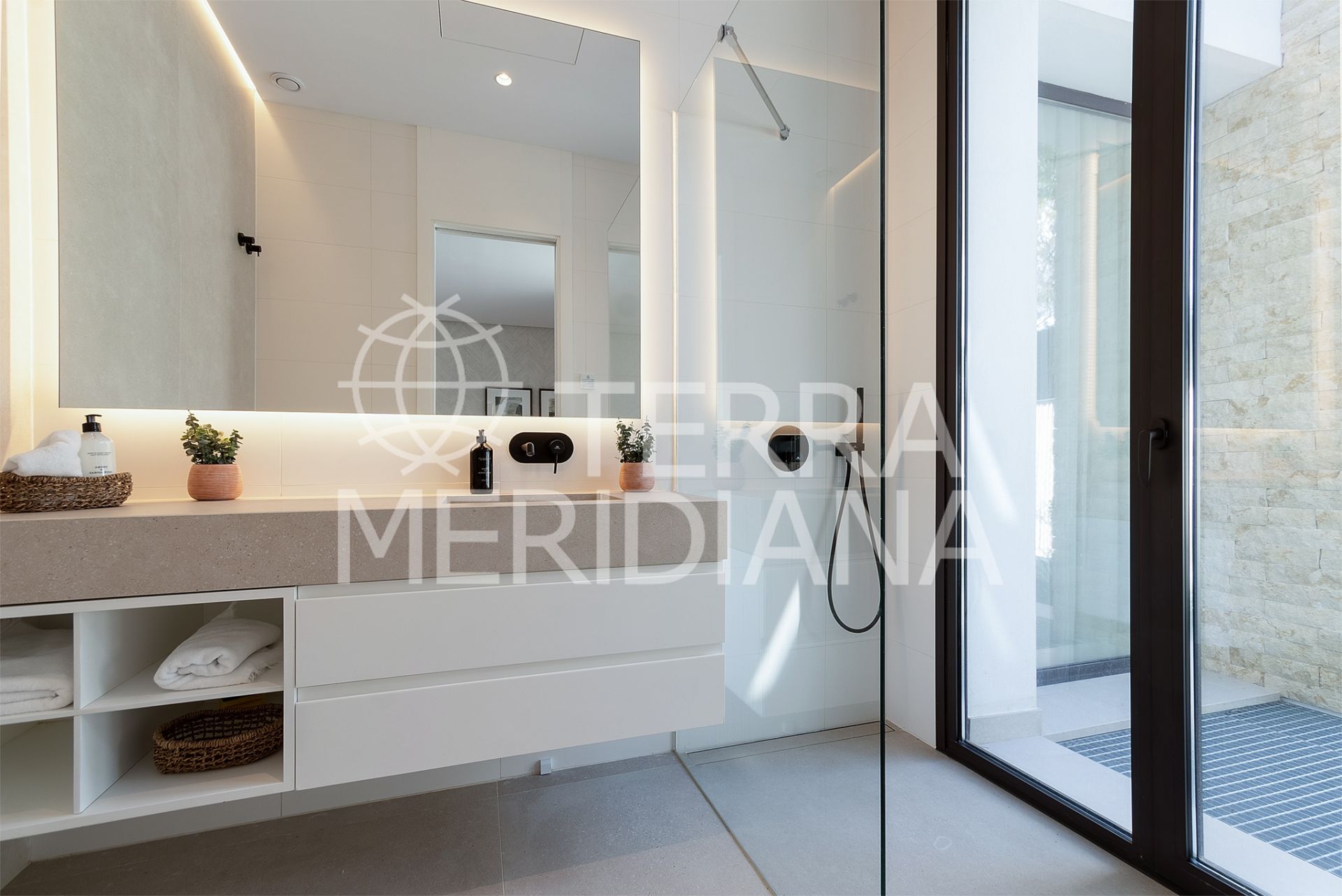 Villa in Marbella Golden Mile, Marbella