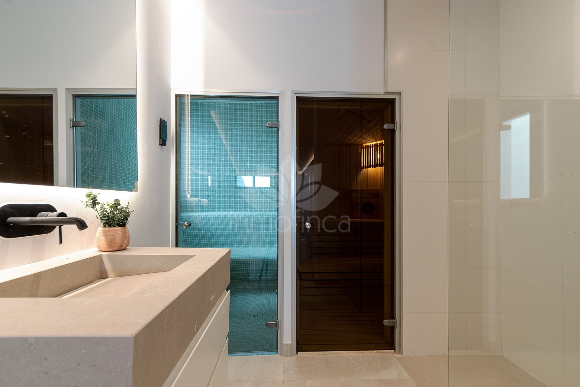 Villa in Marbella Golden Mile, Marbella