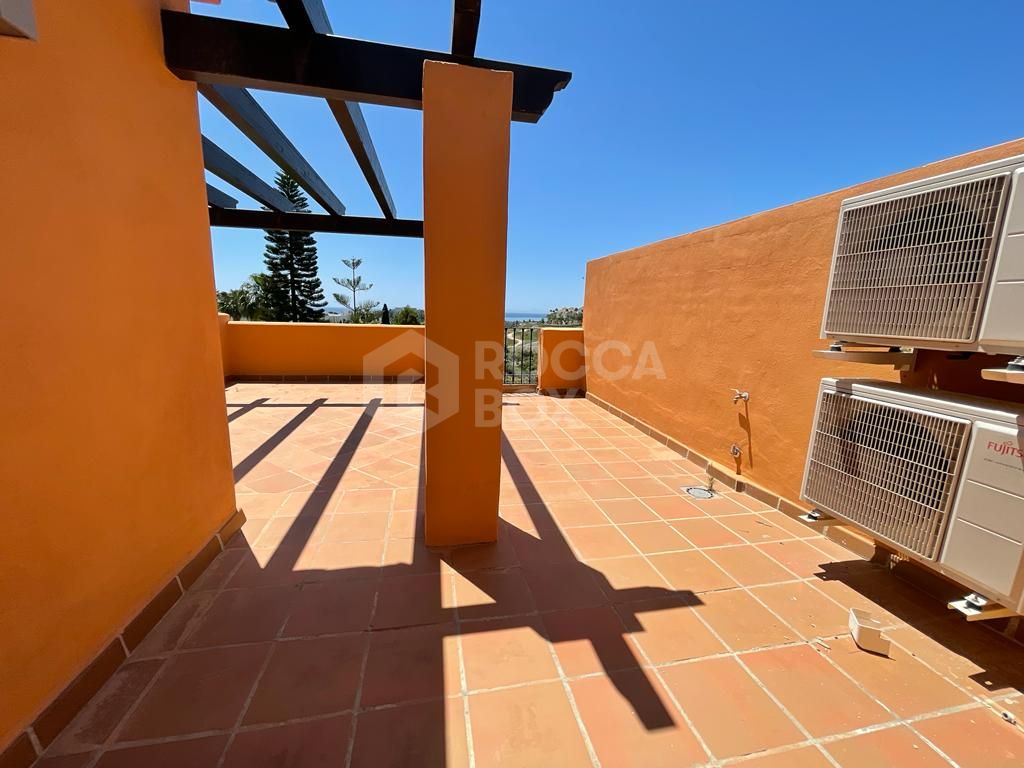 Town House for long term rent in Paraíso Bellevue, Benahavis