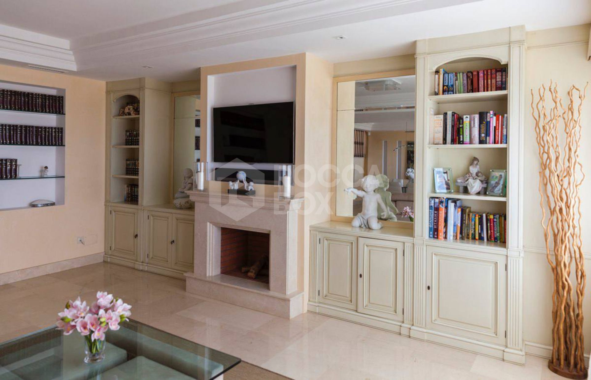 House for sale and for rent in Arenas de Bahia Marbella, Marbella