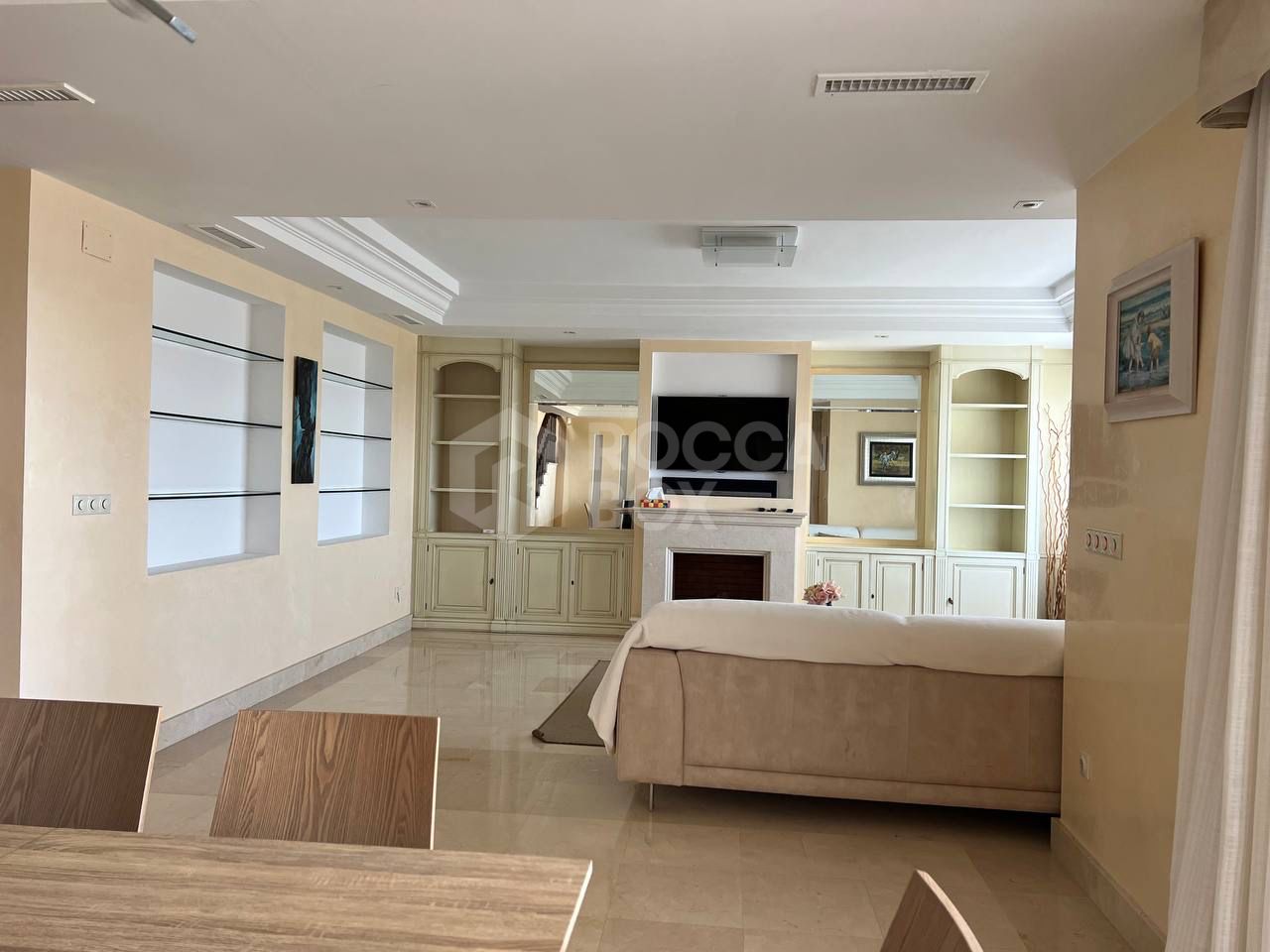 House for sale and for rent in Arenas de Bahia Marbella, Marbella