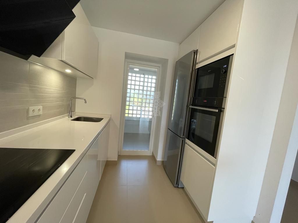 Town House in Paraíso Bellevue, Benahavis