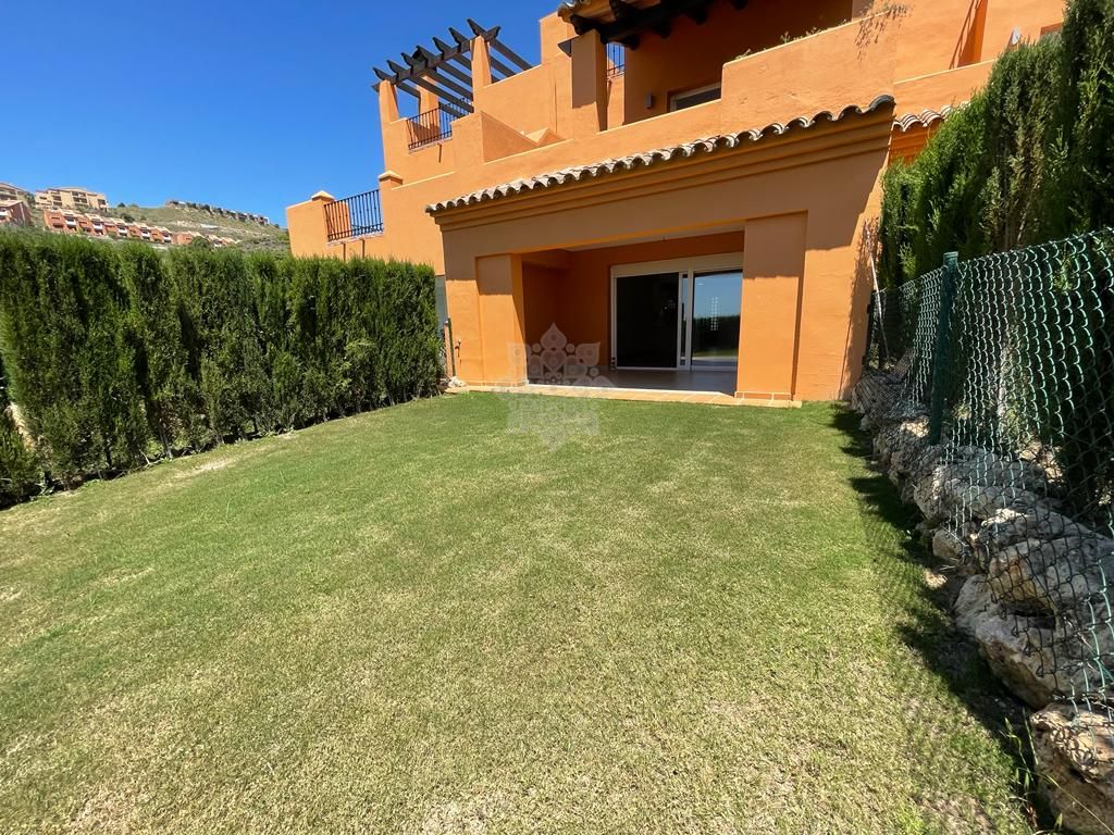 Town House in Paraíso Bellevue, Benahavis