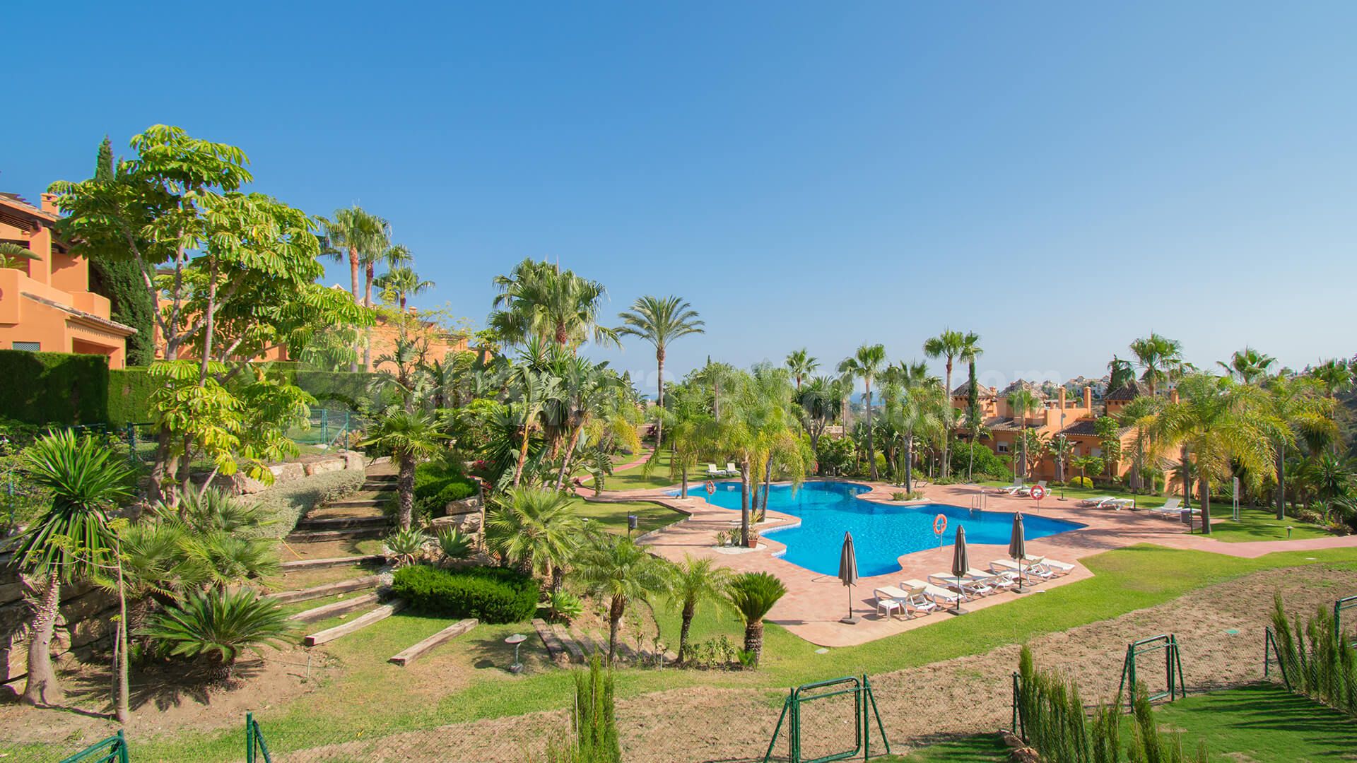 Town House in Paraíso Bellevue, Benahavis