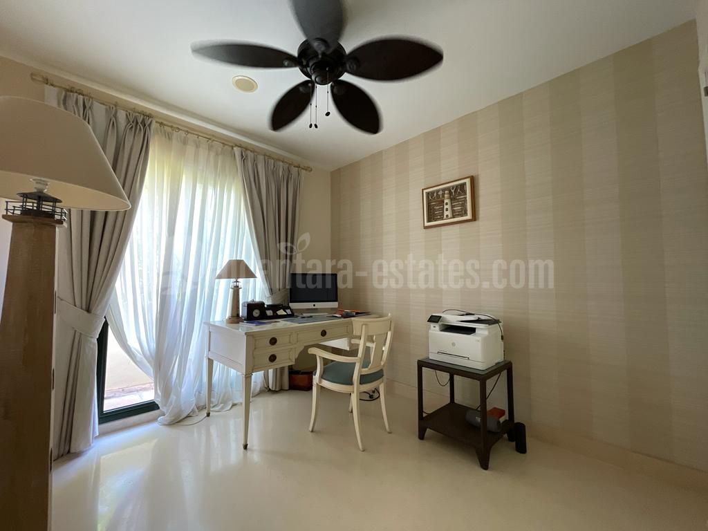 Atico Duplex en Los Capanes del Golf, Benahavis