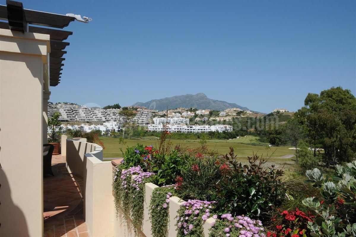 Atico Duplex en Los Capanes del Golf, Benahavis