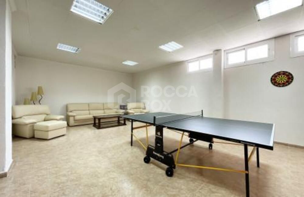 Villa for sale and for rent in La Alqueria, Benahavis