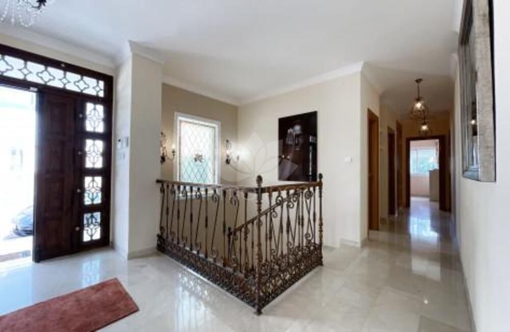 Villa en La Alqueria, Benahavis