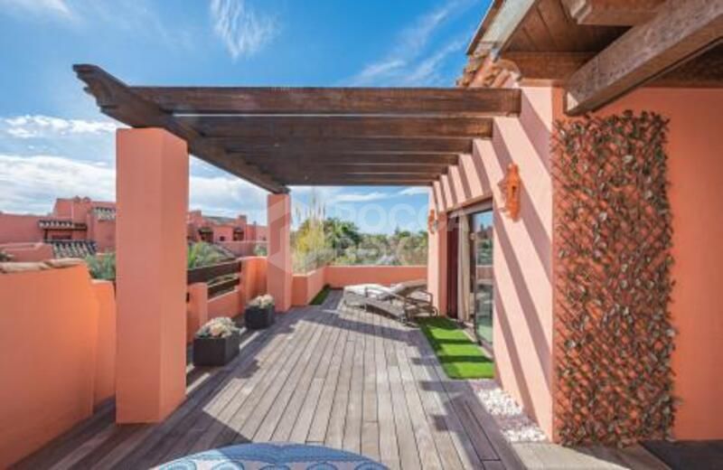 Duplex Penthouse for sale in Alicate Playa, Marbella East