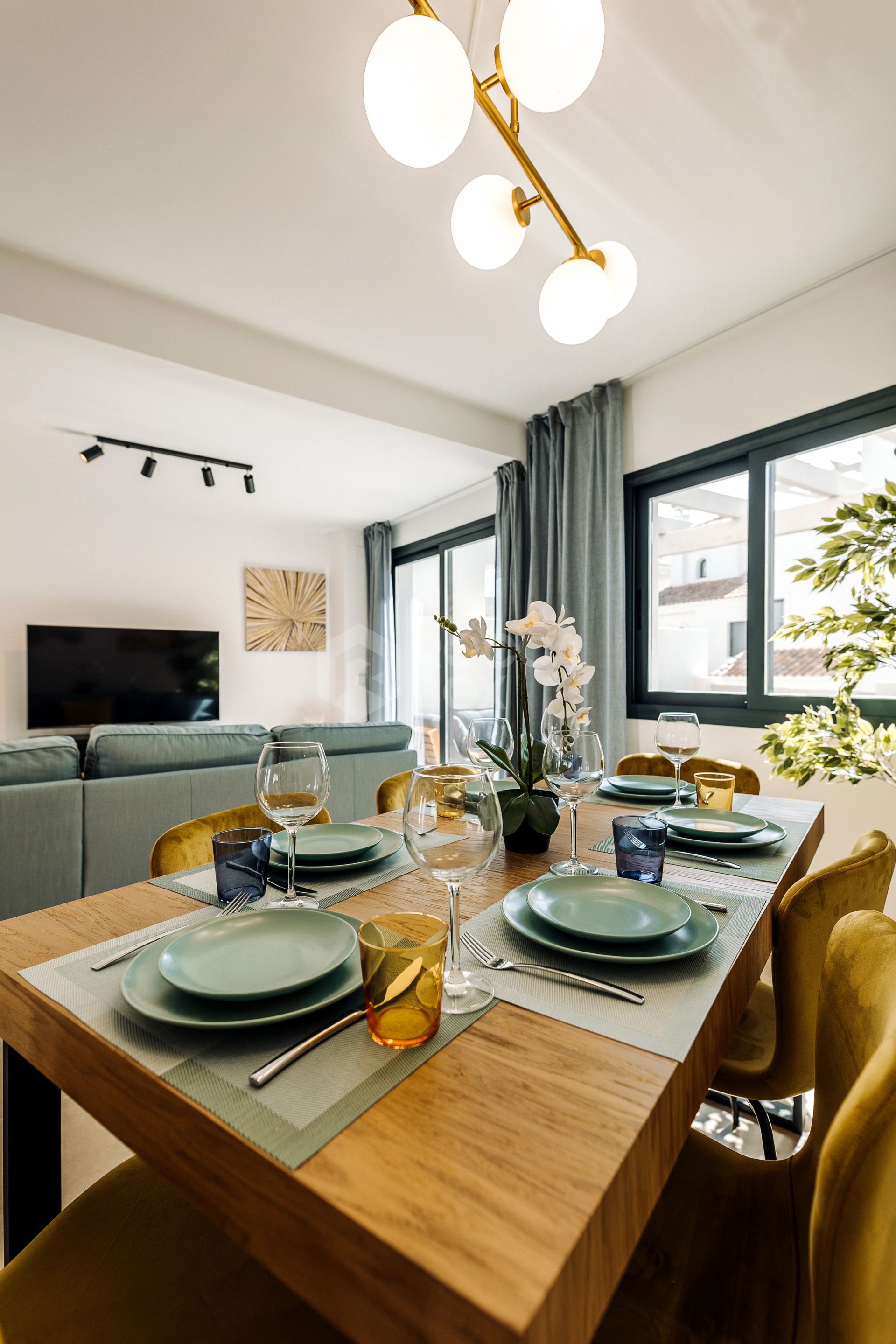 FROM OCTOBER!!!! Exclusive luxury townhouse in Agra Residencial, Estepona East