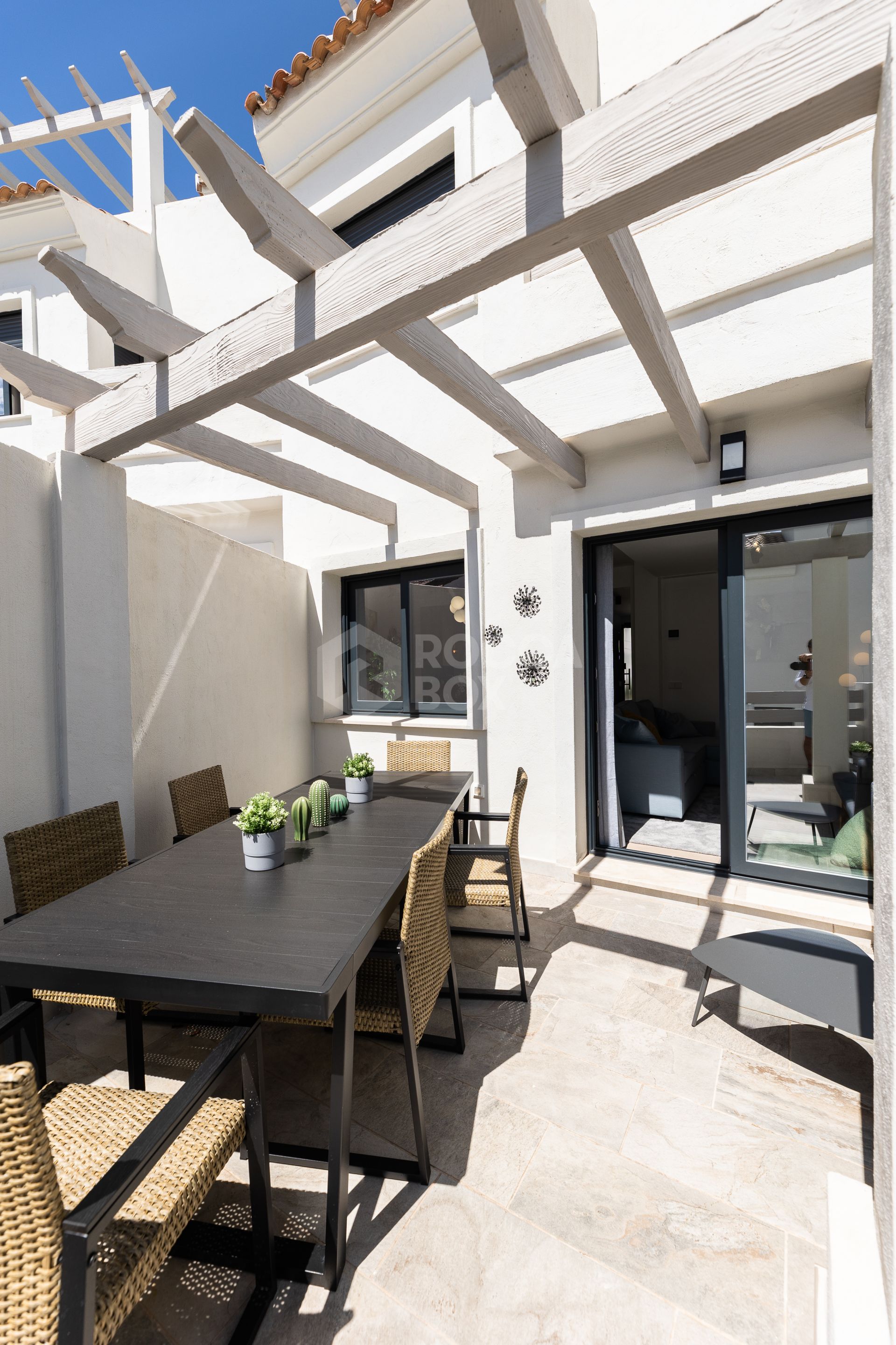 FROM OCTOBER!!!! Exclusive luxury townhouse in Agra Residencial, Estepona East