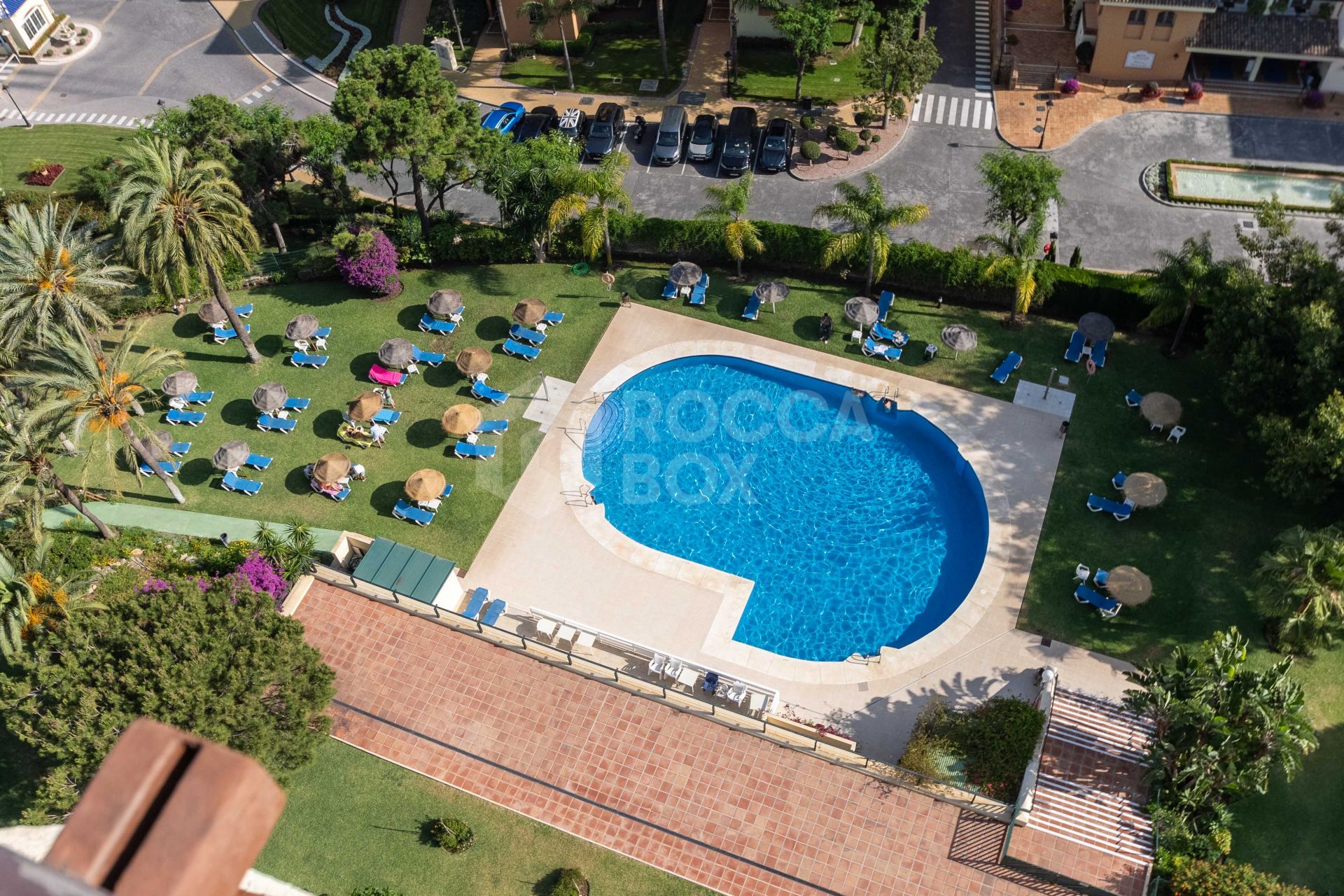 Studio for short term rent in Elviria Playa, Marbella East