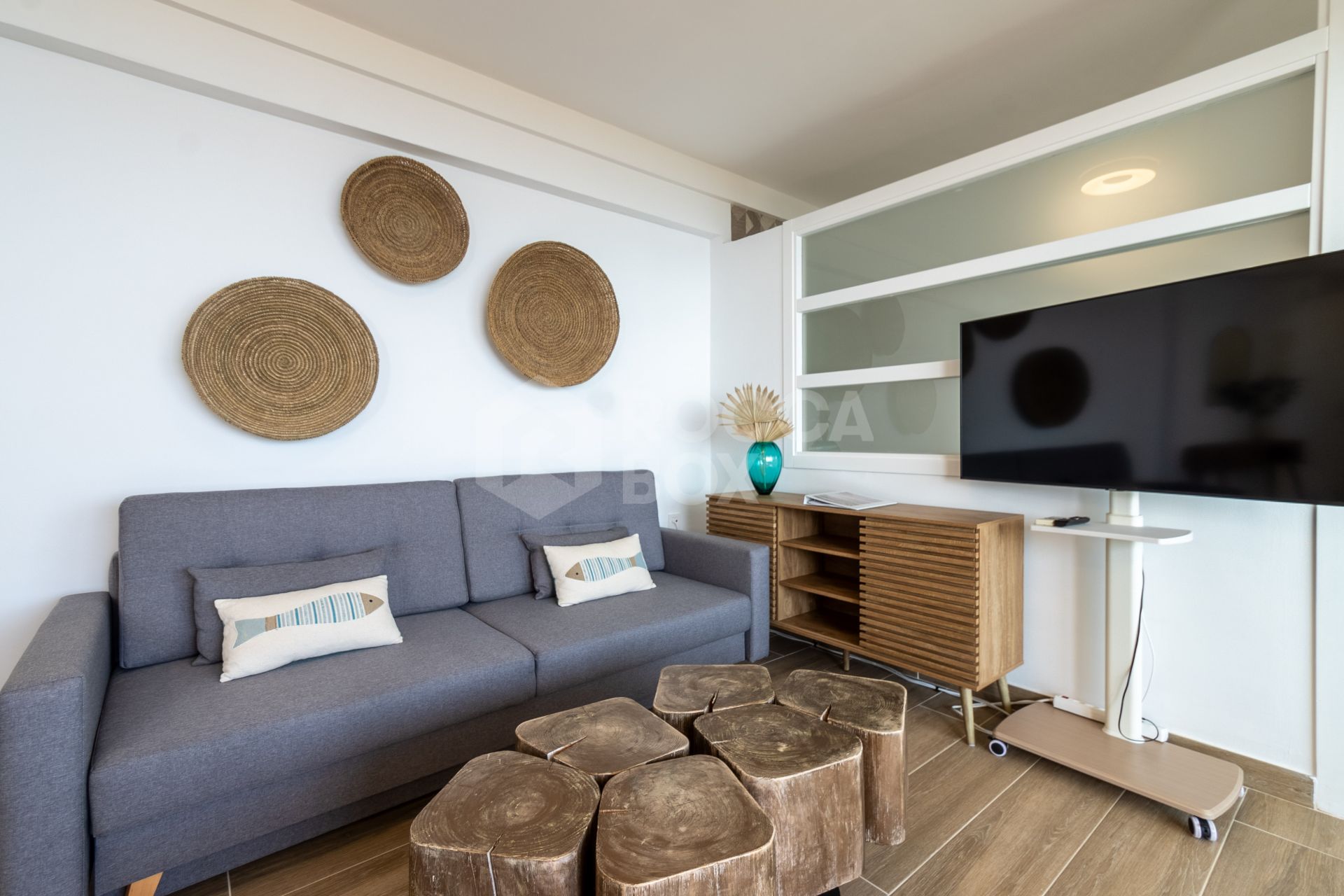 Studio for short term rent in Elviria Playa, Marbella East