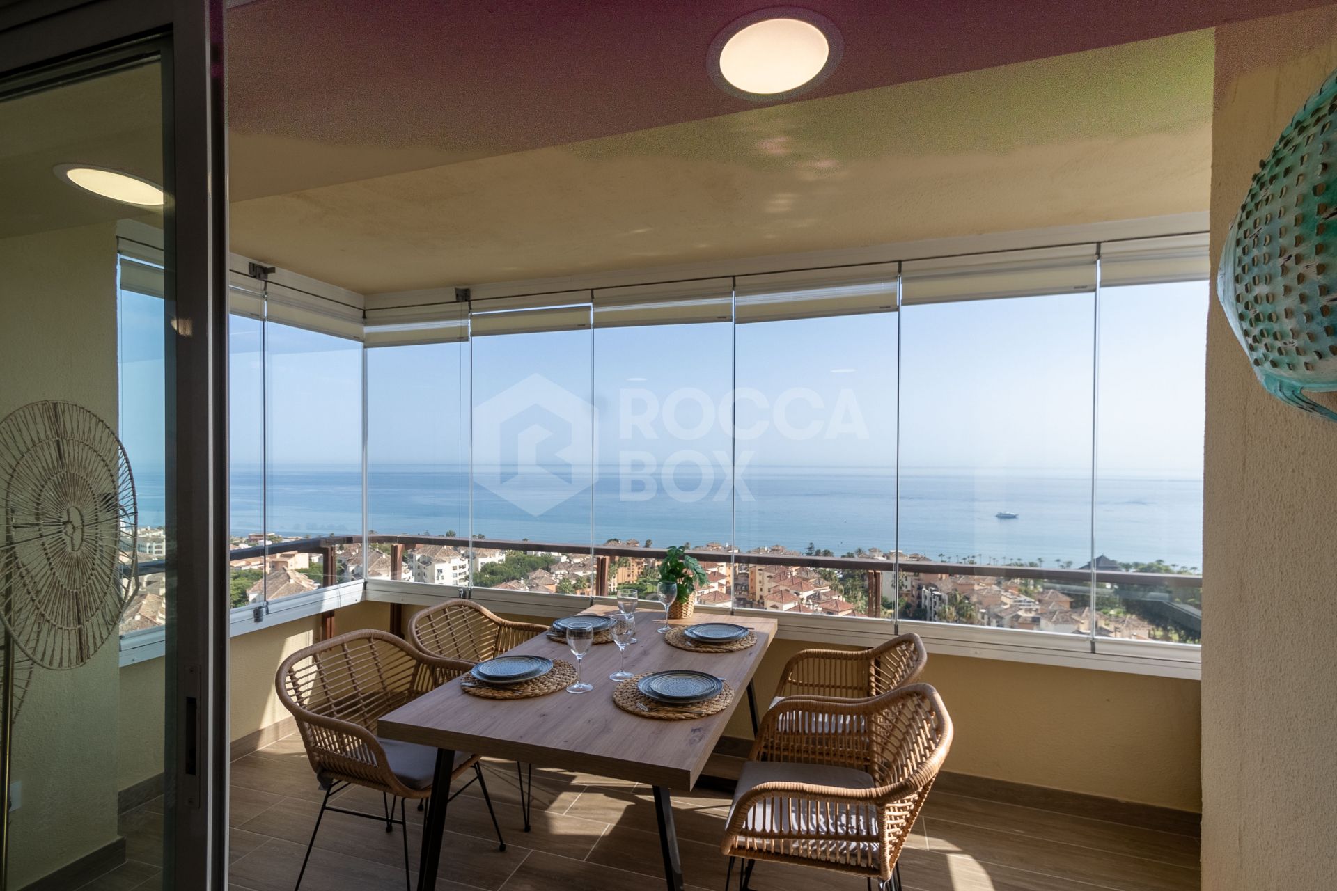 Studio for short term rent in Elviria Playa, Marbella East