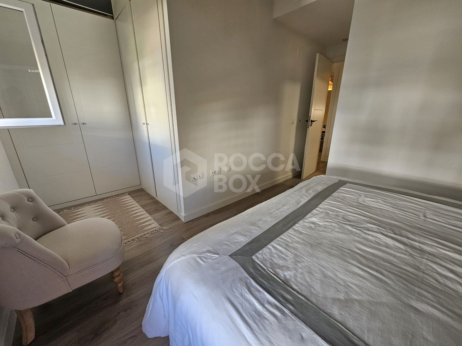 Apartment to rent in La Campana, Nueva Andalucia