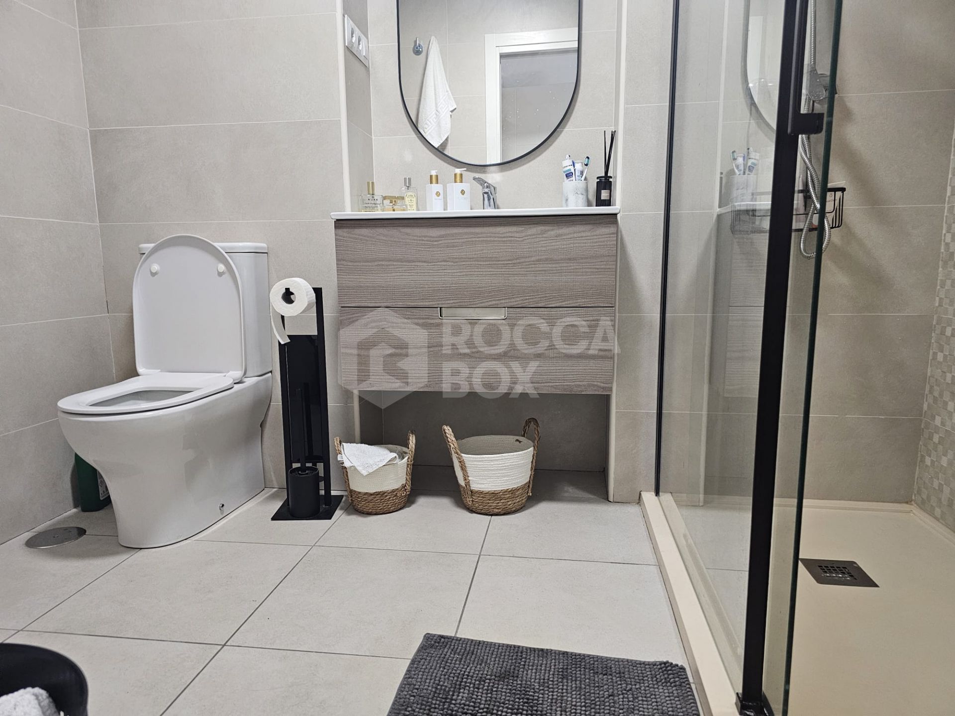 Apartment to rent in La Campana, Nueva Andalucia