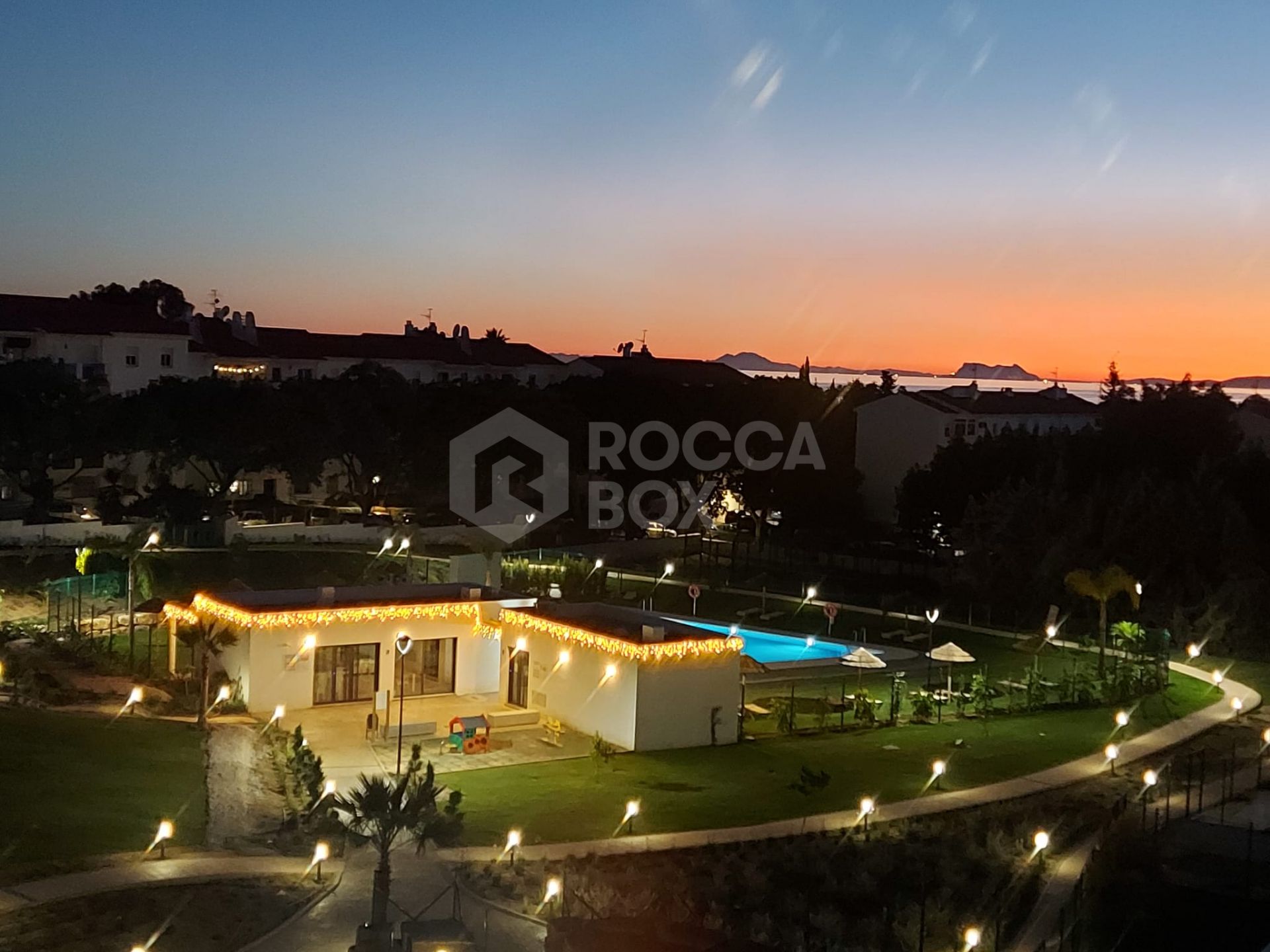 Ground Floor Apartment for sale in Estepona East, Estepona