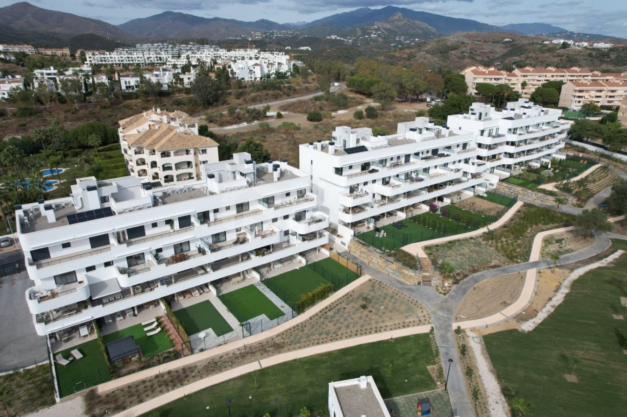 Ground Floor Apartment for sale in Estepona East, Estepona