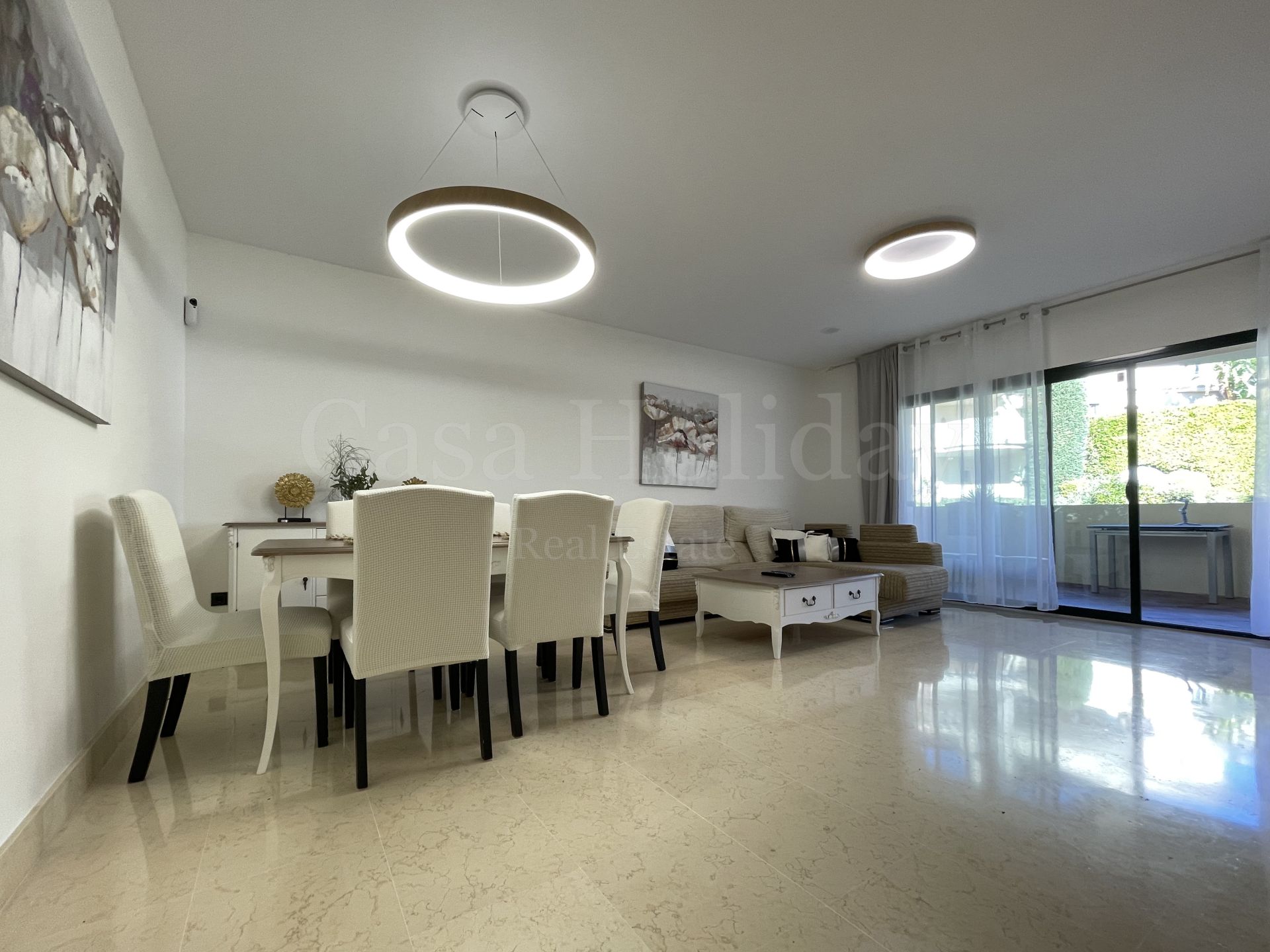 Apartamento en Los Capanes del Golf, Benahavis