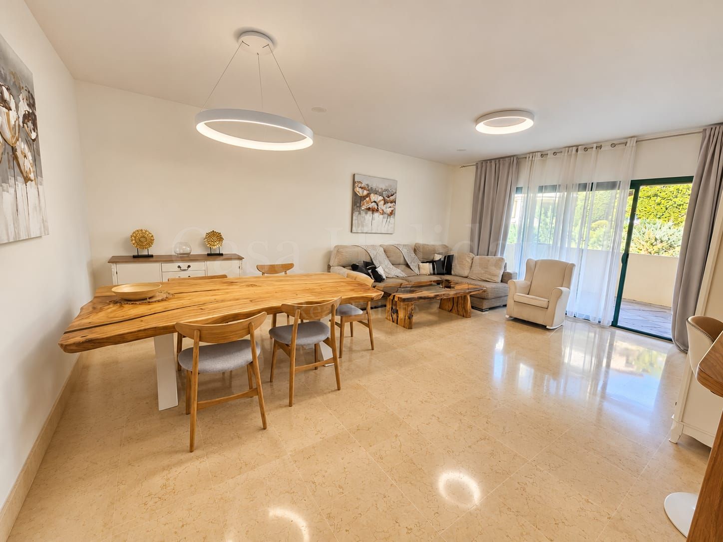 Apartamento en Los Capanes del Golf, Benahavis