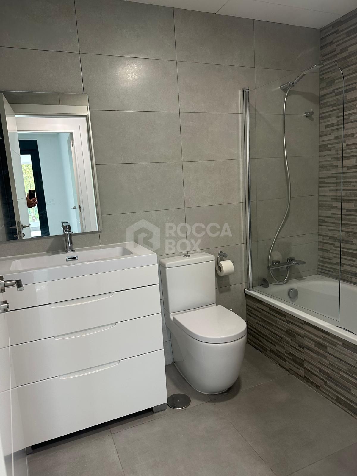 Apartment to rent in Cañada Homes, Marbella City