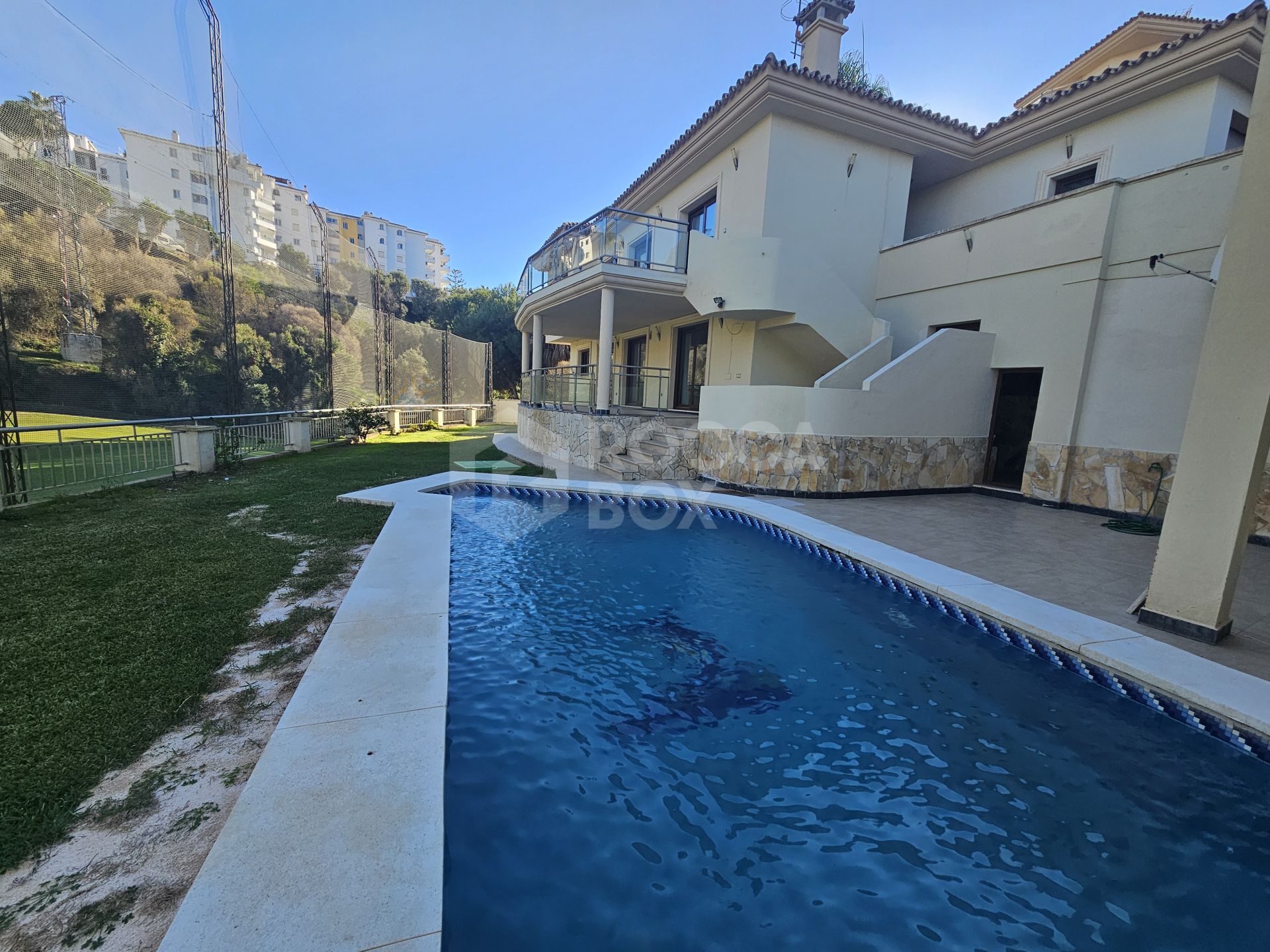 Villa to rent in Riviera del Sol, Mijas Costa