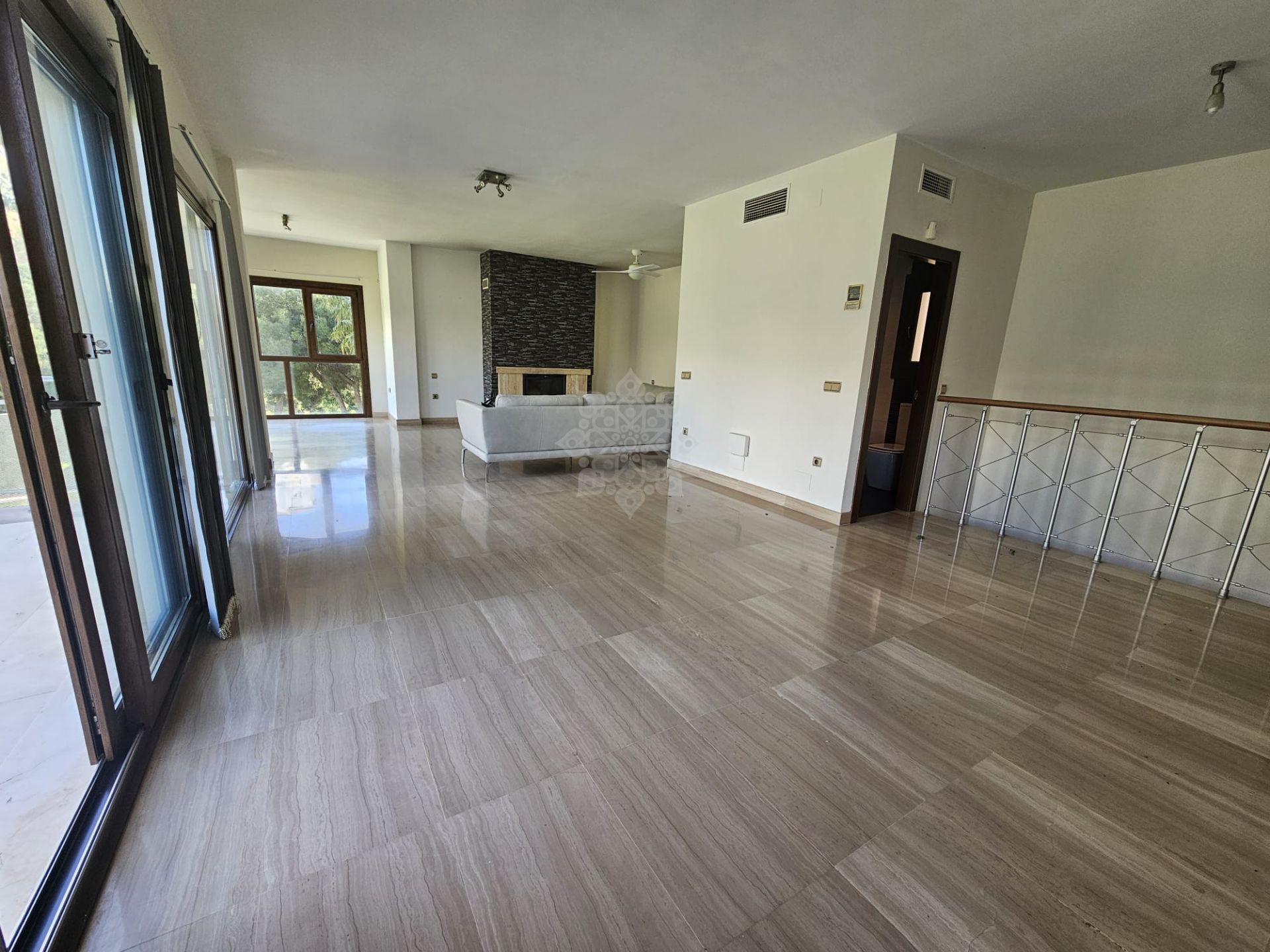 Villa in Riviera del Sol, Mijas Costa