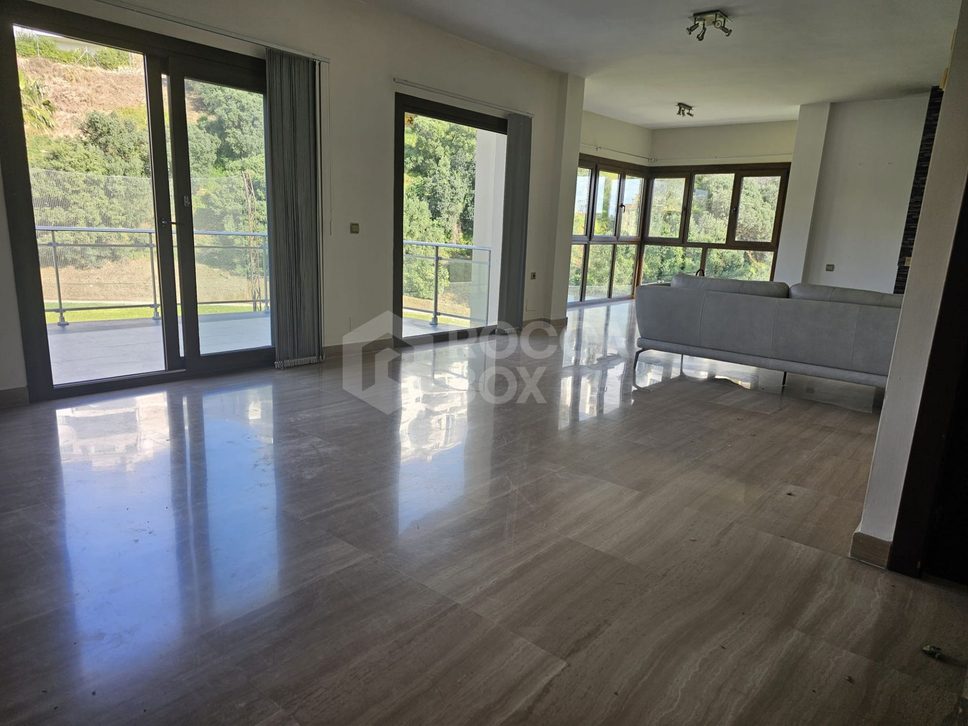 Villa to rent in Riviera del Sol, Mijas Costa