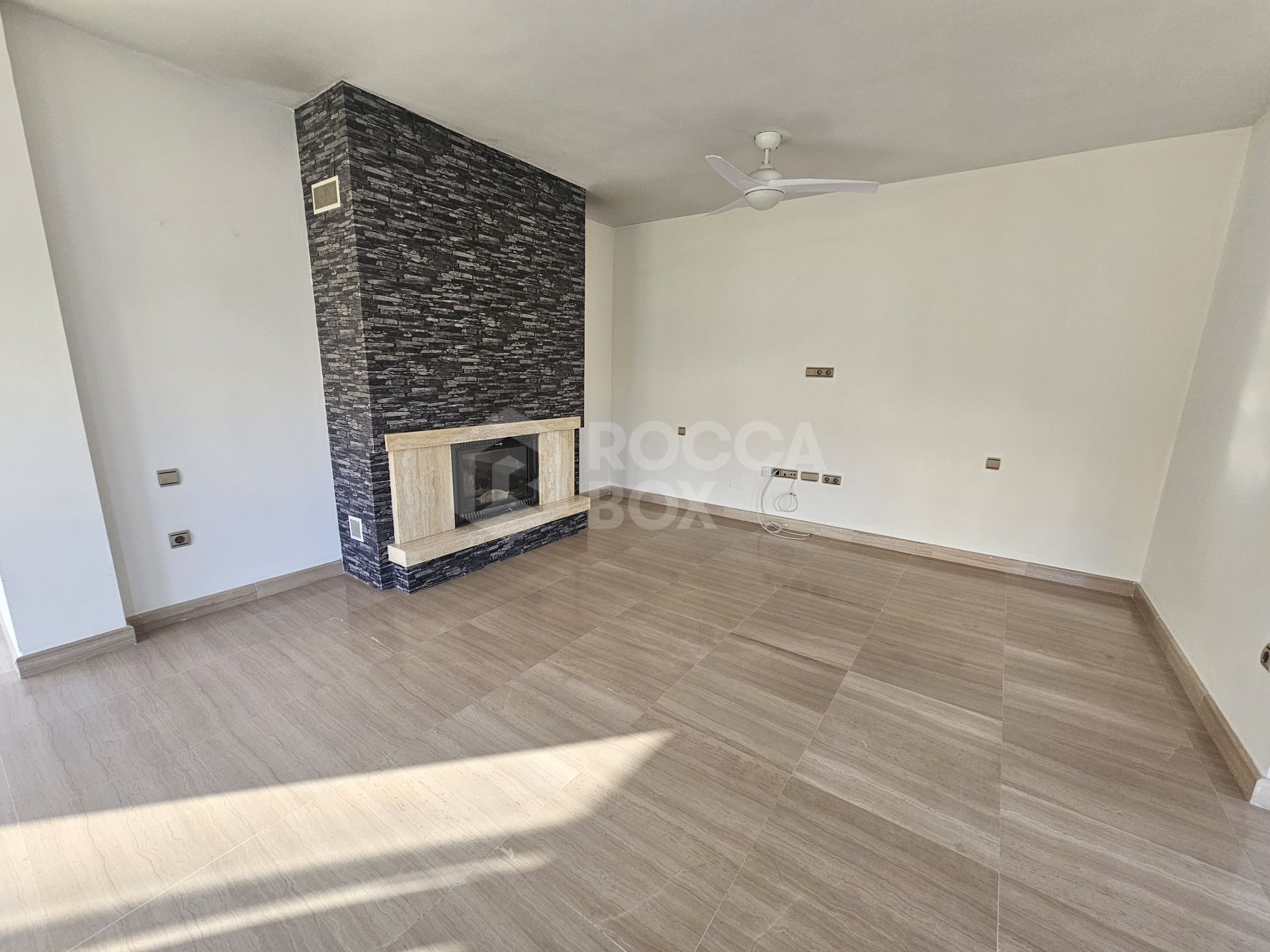 Villa to rent in Riviera del Sol, Mijas Costa