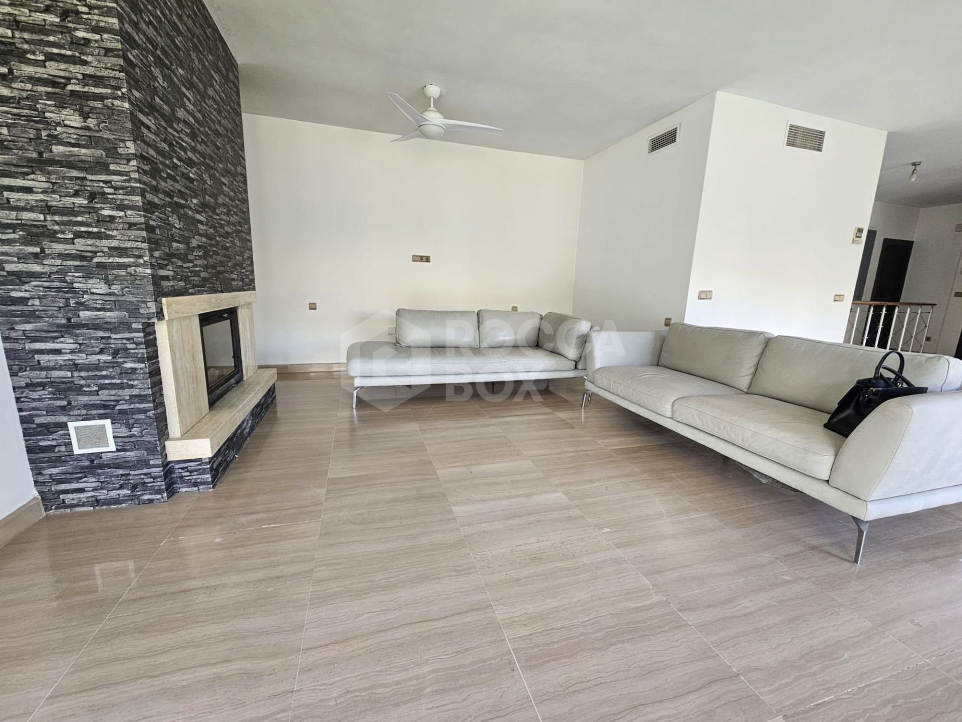 Villa to rent in Riviera del Sol, Mijas Costa