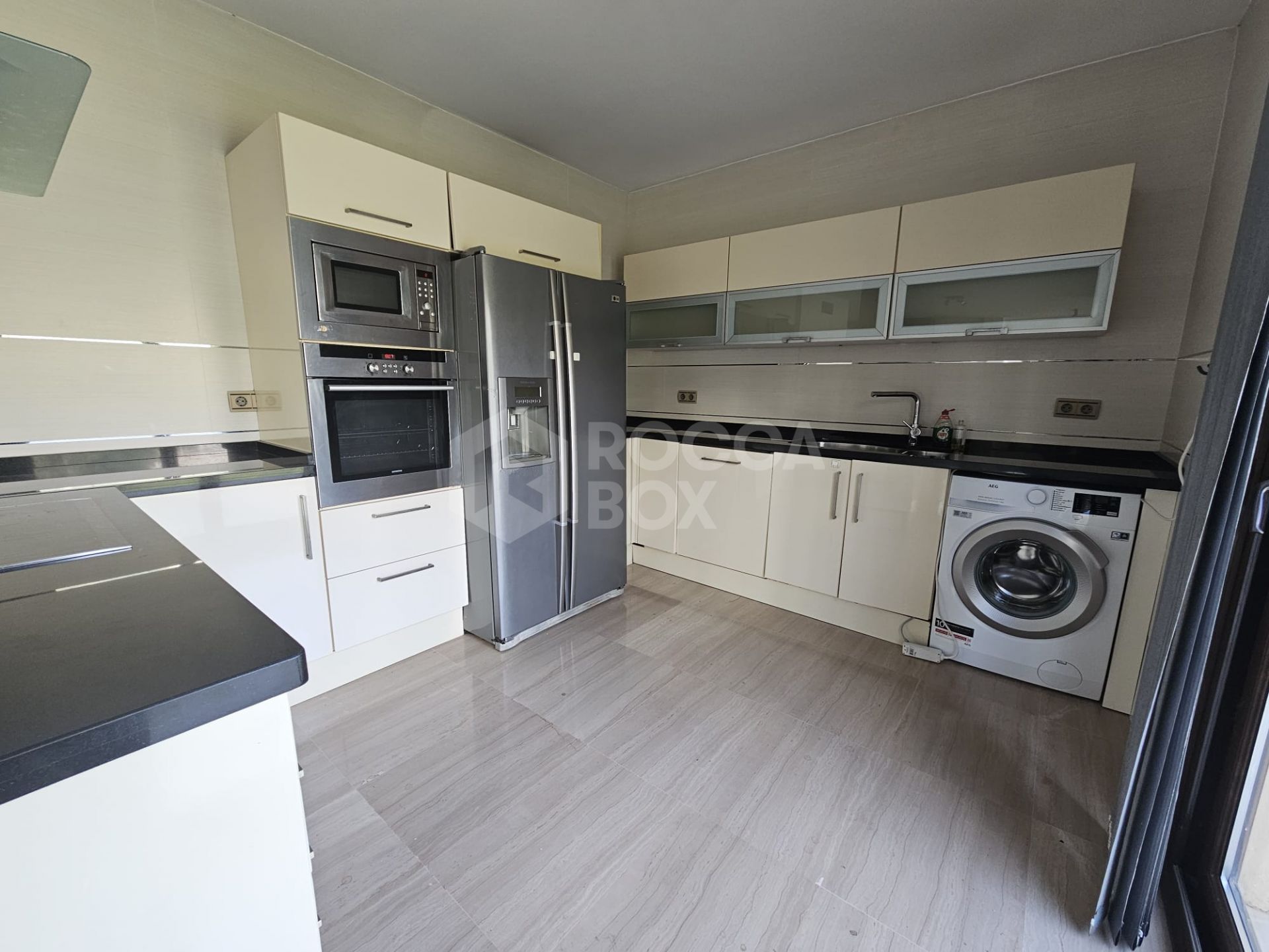 Villa to rent in Riviera del Sol, Mijas Costa