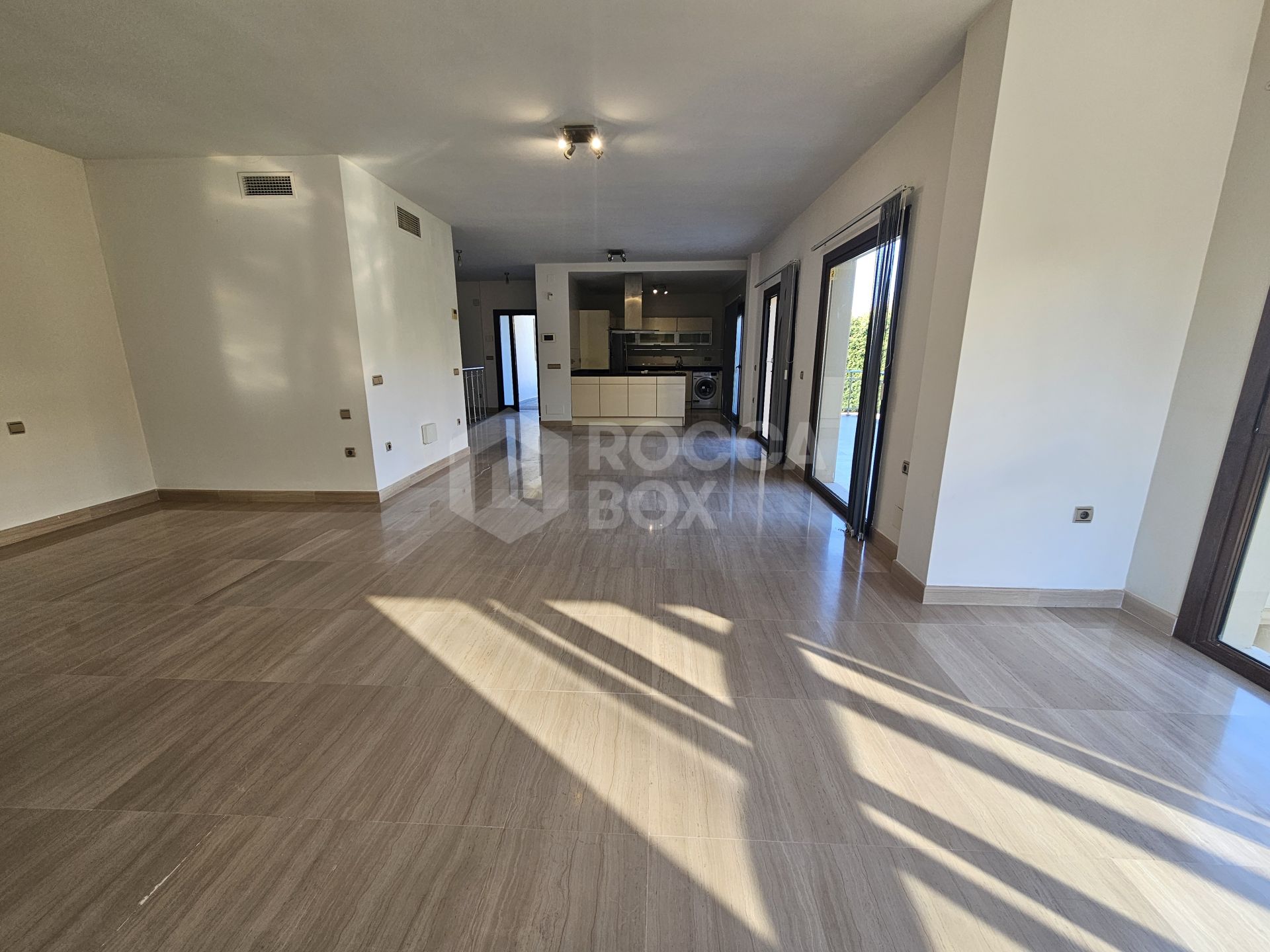 Villa to rent in Riviera del Sol, Mijas Costa