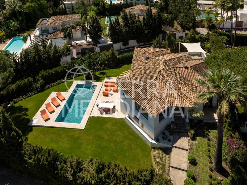 Villa in Nueva Andalucia, Marbella