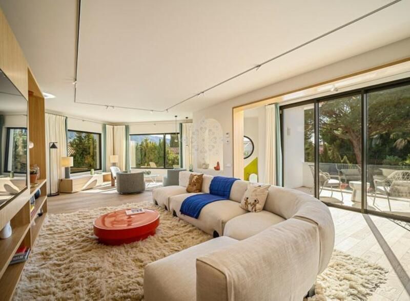 Villa in Nueva Andalucia, Marbella