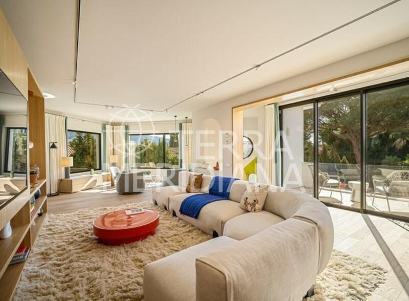 Villa in Nueva Andalucia, Marbella