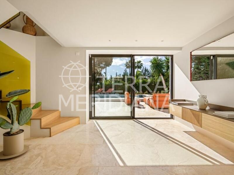Villa in Nueva Andalucia, Marbella