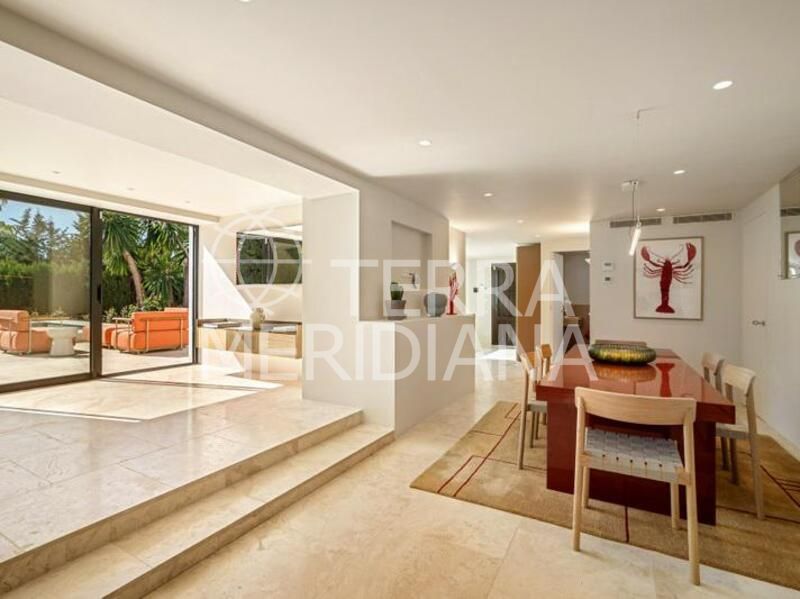 Villa in Nueva Andalucia, Marbella