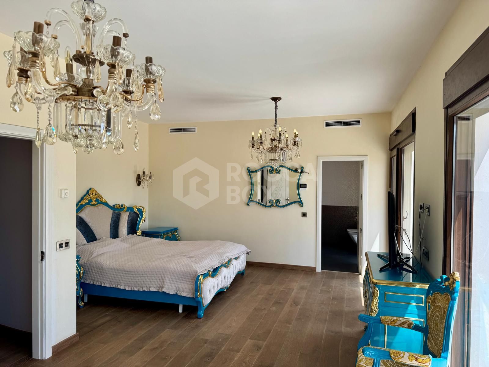 LUXURY