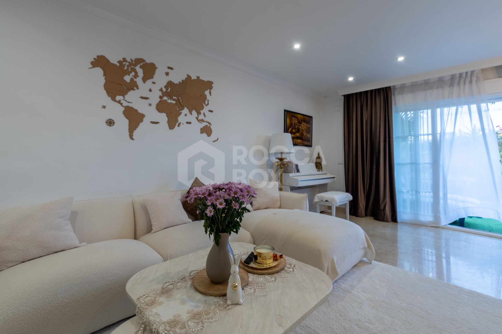 Modern South-Facing Townhouse with Premium Finishes – Move-In Ready