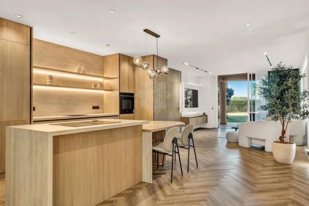 Apartamento Planta Baja en Magna Marbella, Marbella