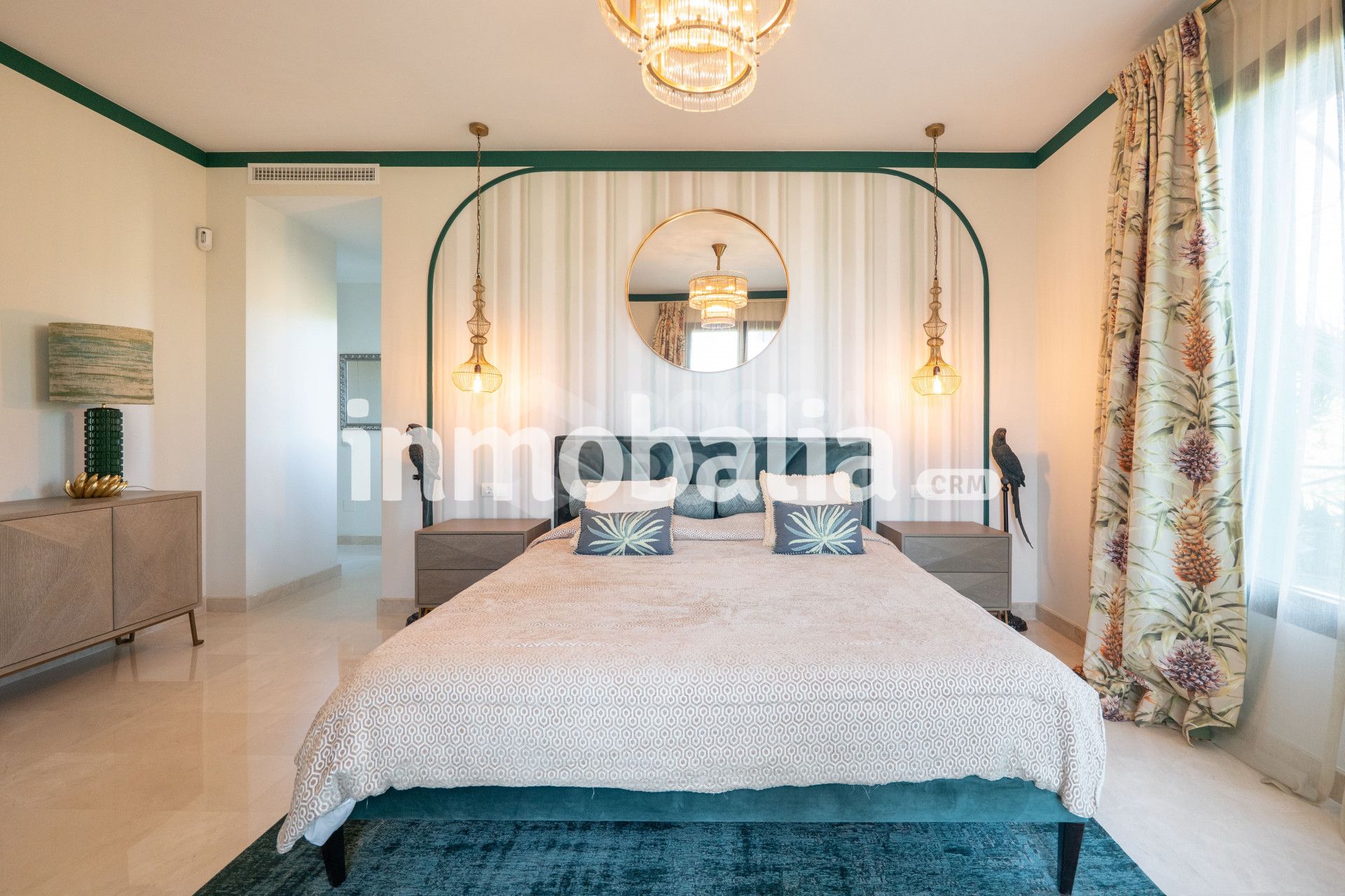 Exceptional Luxury Villa with Panoramic Views in Selwo, Estepona